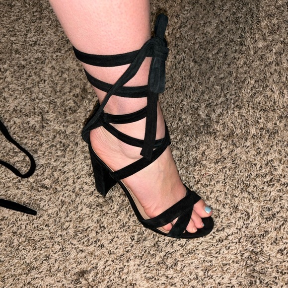 Steve Madden Suede lace up heel - Picture 5 of 5